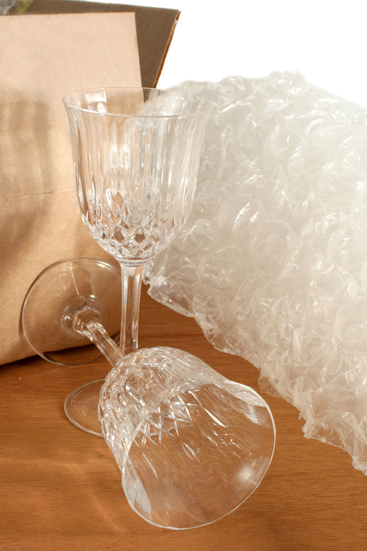 dreamstime_s_1936349 crystal glasses